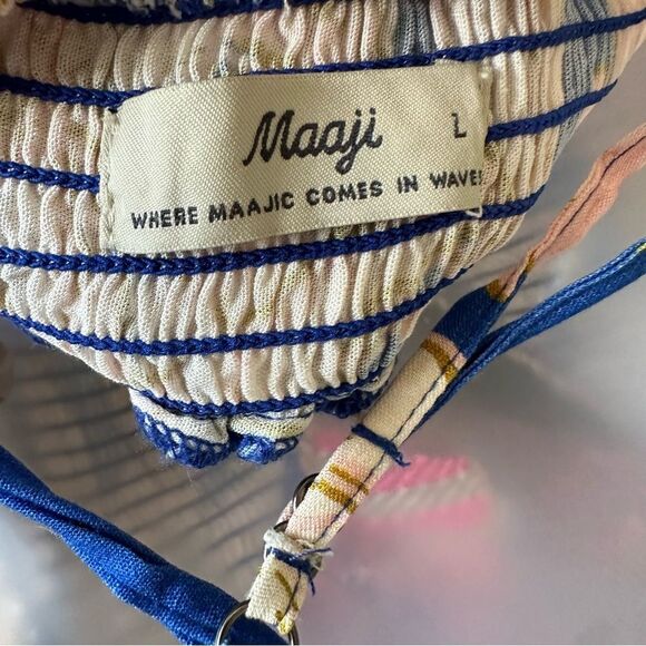 MAAJI Dress Women Large Bouquet Jessy Floral Short Coverup Boho - Picture 10 of 11